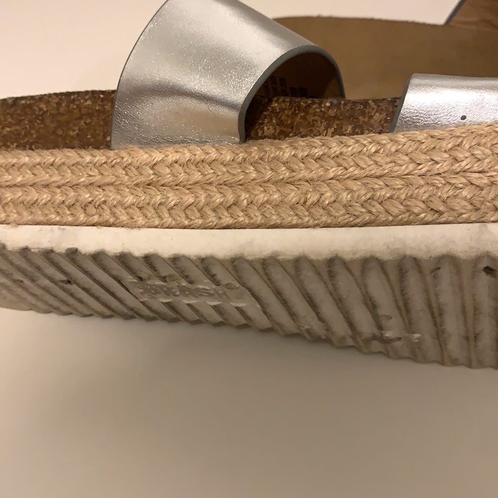 Sandal - Picture 6 of 6